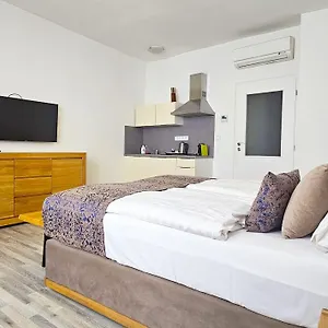 Aparthotel Karlova - Mostecka 10 St Depandance, Praha